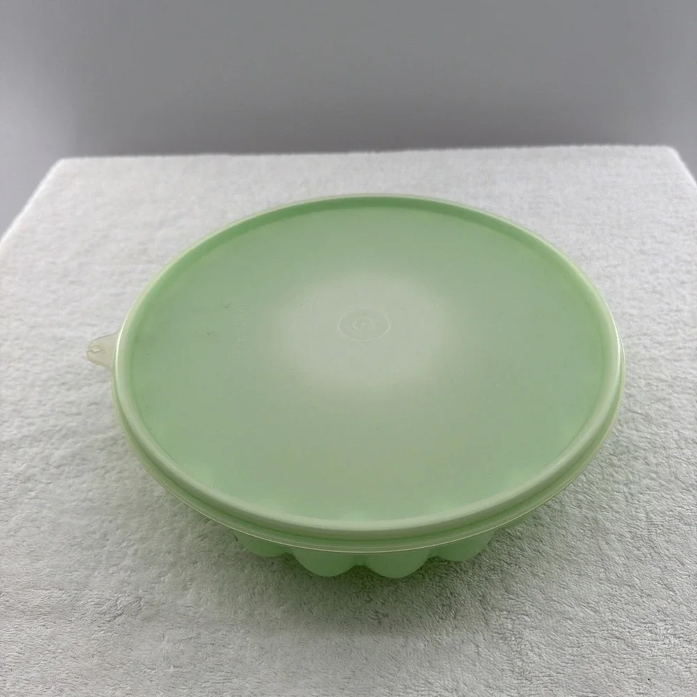 Tupperware USA VINTAGE 3 pc Mint Green Jello Mold COMPLETE SET Ice Ring Jadeite